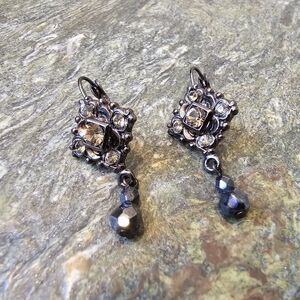 Drop vintage earrings